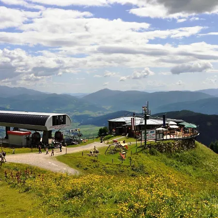 Chalet On Ski Slope In Mauterndorf With Sauna Bubble Bath